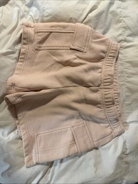 Aritzia Women's Soft Cargo Lounge Shorts in Light Blush